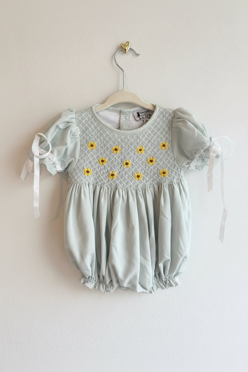Carson and Friends Sunflowers Heirloom Bubble