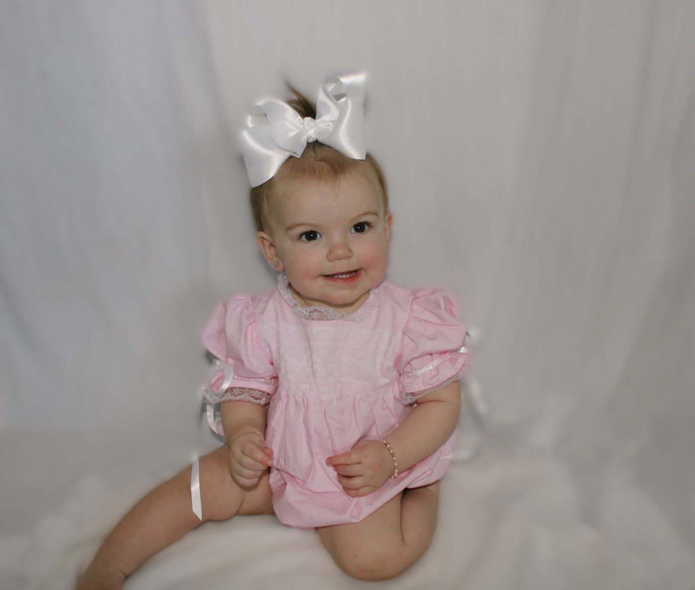 Carson and Friends Pink Heirloom Bubble
