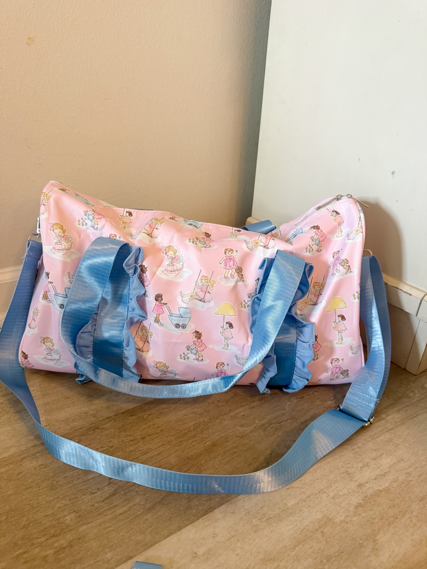 Carson and Friends Girl's Adventures Duffel