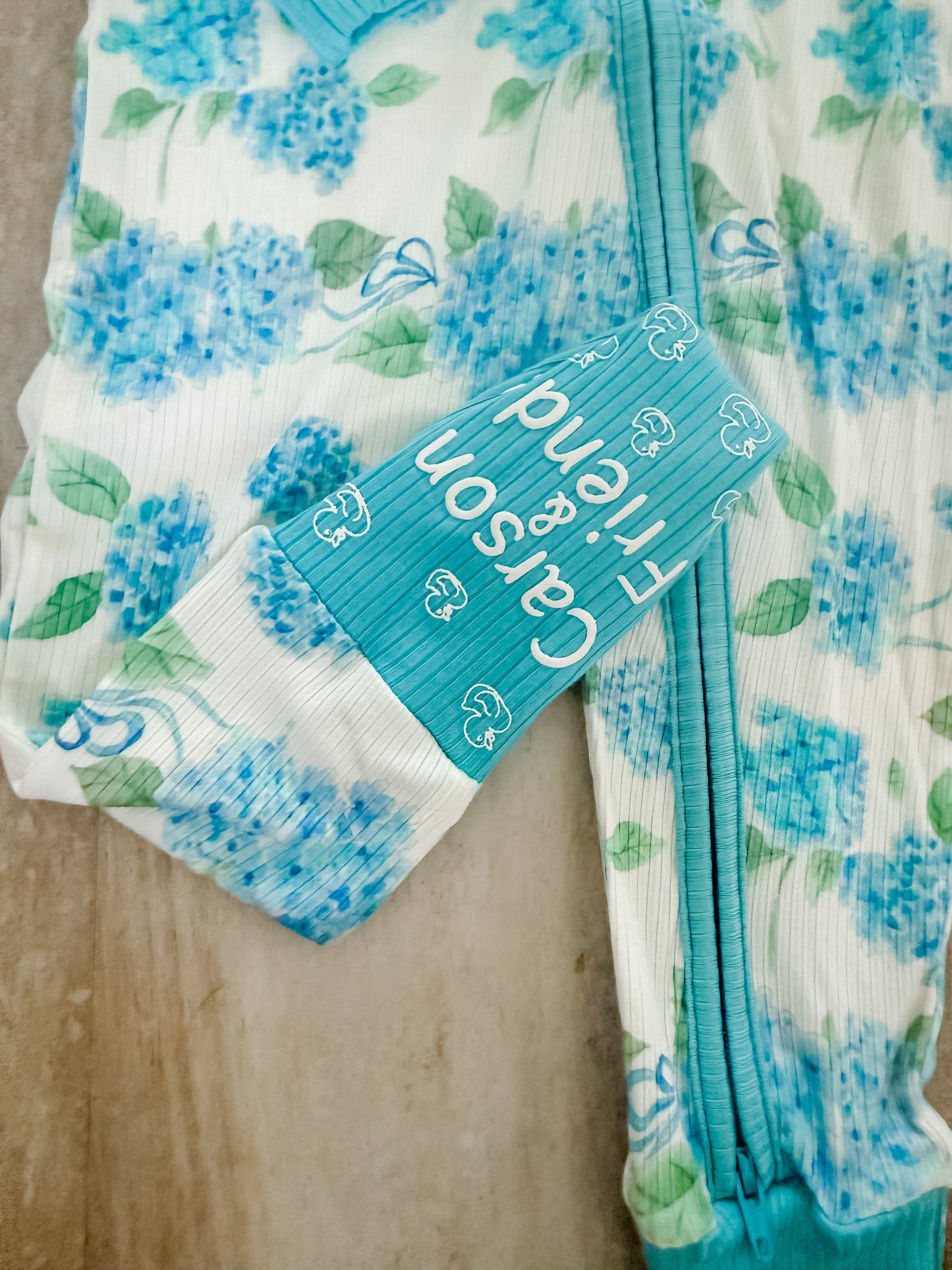 Carson and Friends Sweet Hydrangeas Ribbed Bamboo Viscose Zippy