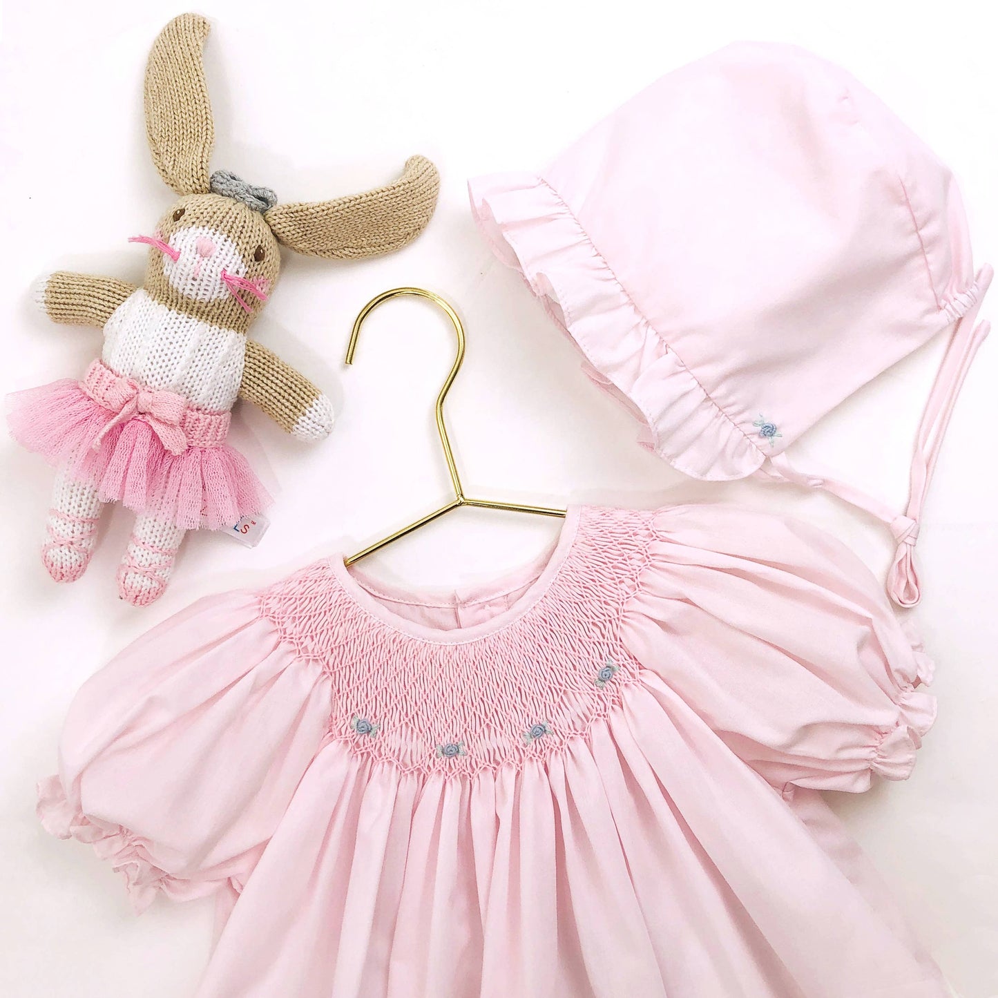 Petit Ami & Zubels - Smocked Daygown with Raglan Embroidery